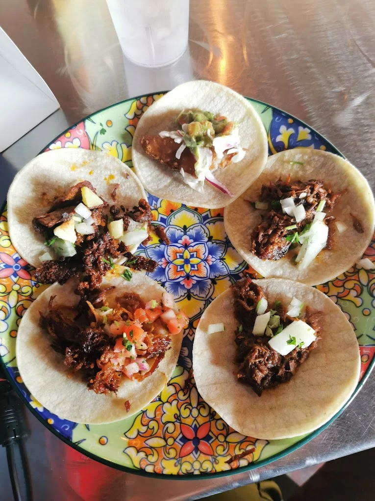 PiKanté delivery service - authentic Mexican food in south Edmonton